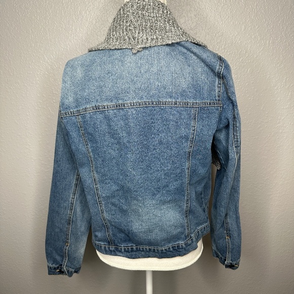 Denim and Sweater Jacket - Picture 4 of 10